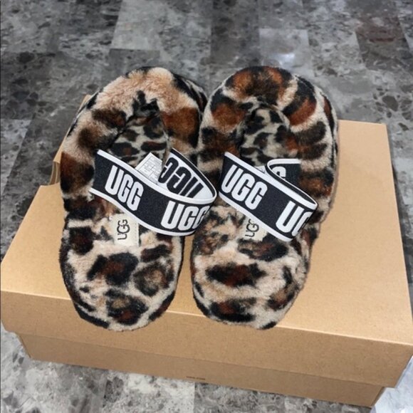 Ugg Australia fluff yeah slipper slides - Picture 2 of 7